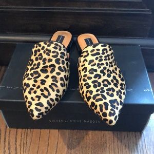 Leopard Haircalf Mule